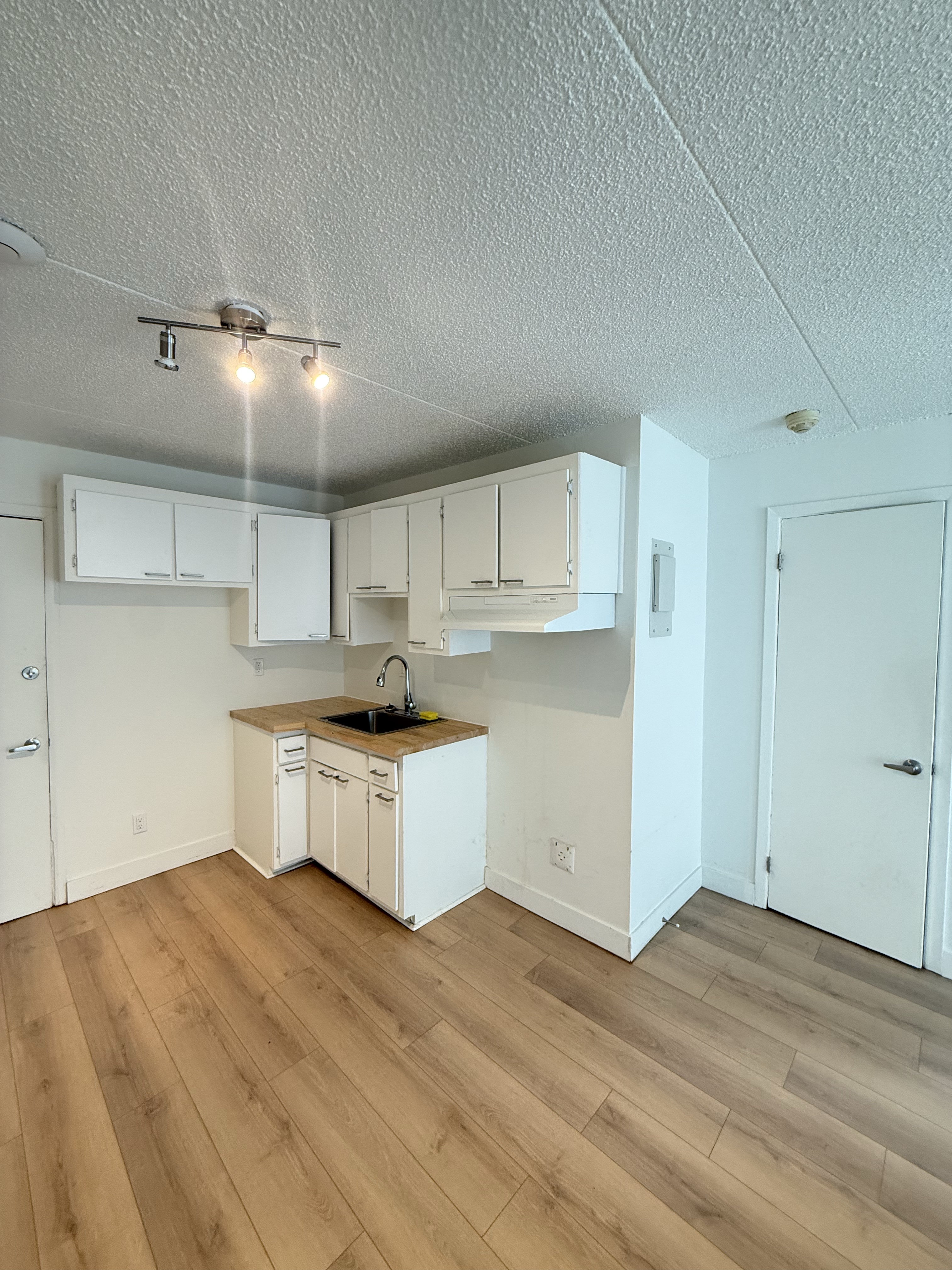 2211 Villeneuve B